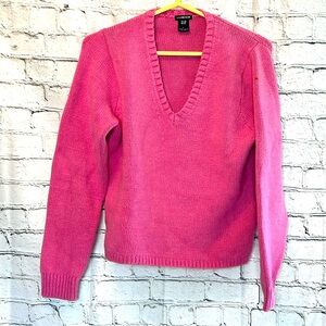 ⭐️ Gap stretchy v-neck long sleeve knit sweater barbiecore pink women L